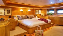 DESIRADE - Owners Master Cabin